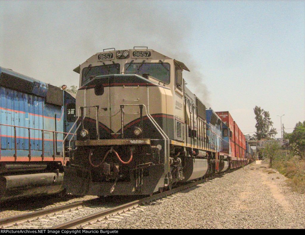 BNSF SD70MAC Executive Locomotive